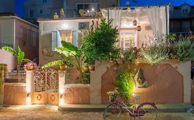 Flowers In The City - Elegant Home In Argostoli