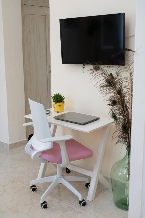 Flowers In The City - Elegant Home In Argostoli Εξωτερικό φωτογραφία